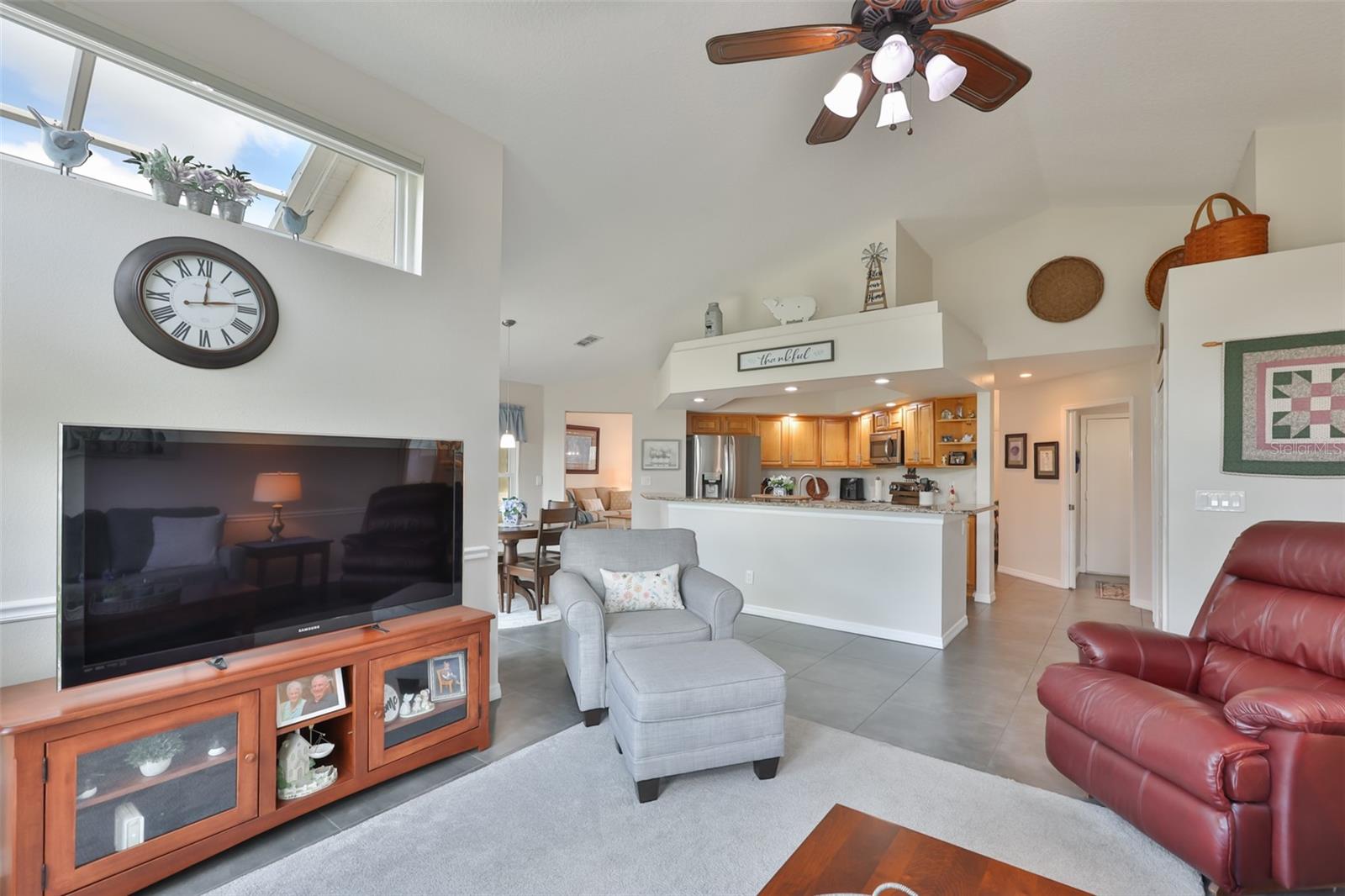 2109 NEW BEDFORD DR, SUN CITY CENTER, FL, 33573