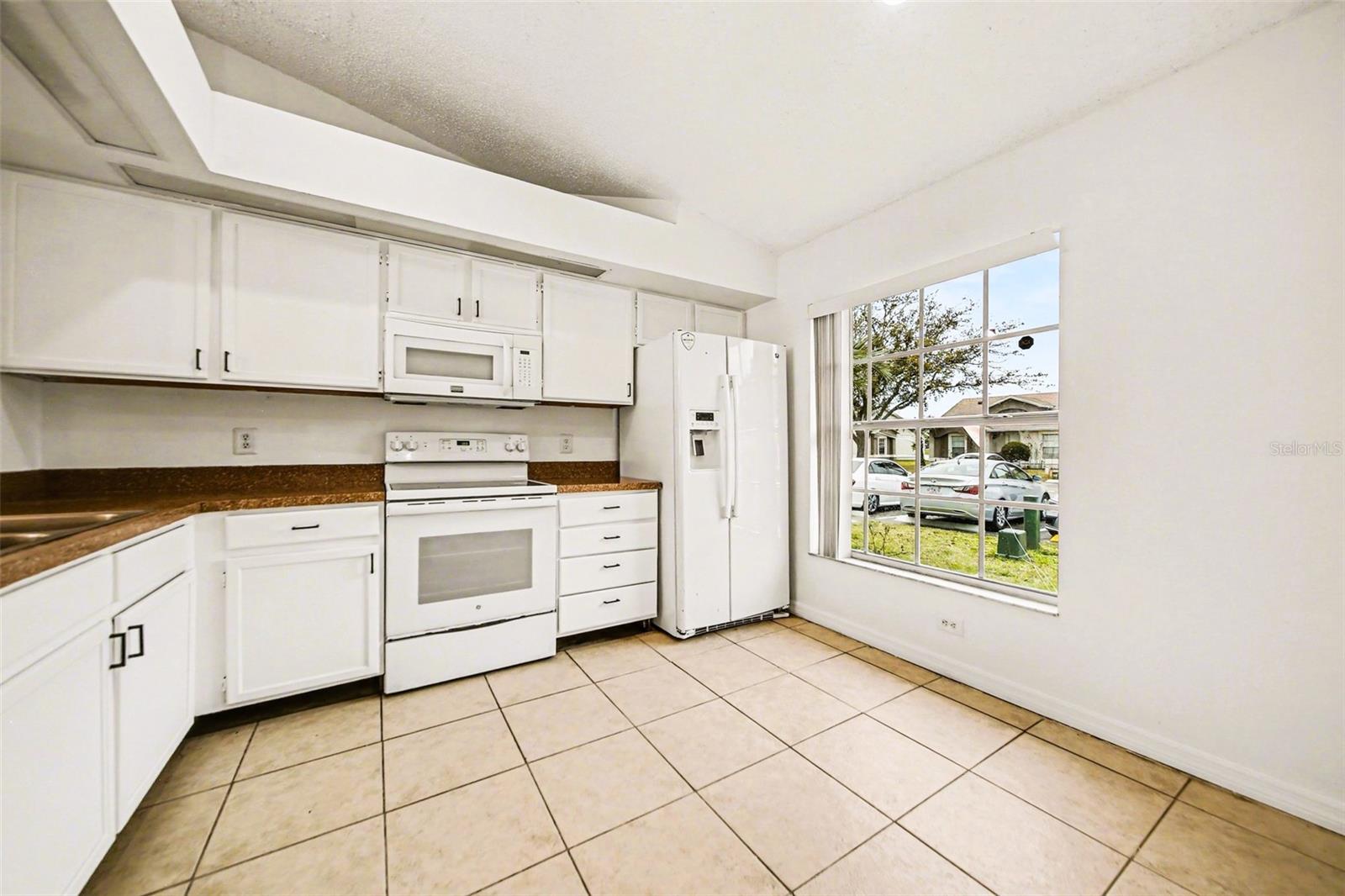 14657 LAGUNA BEACH CIR, ORLANDO, FL, 32824
