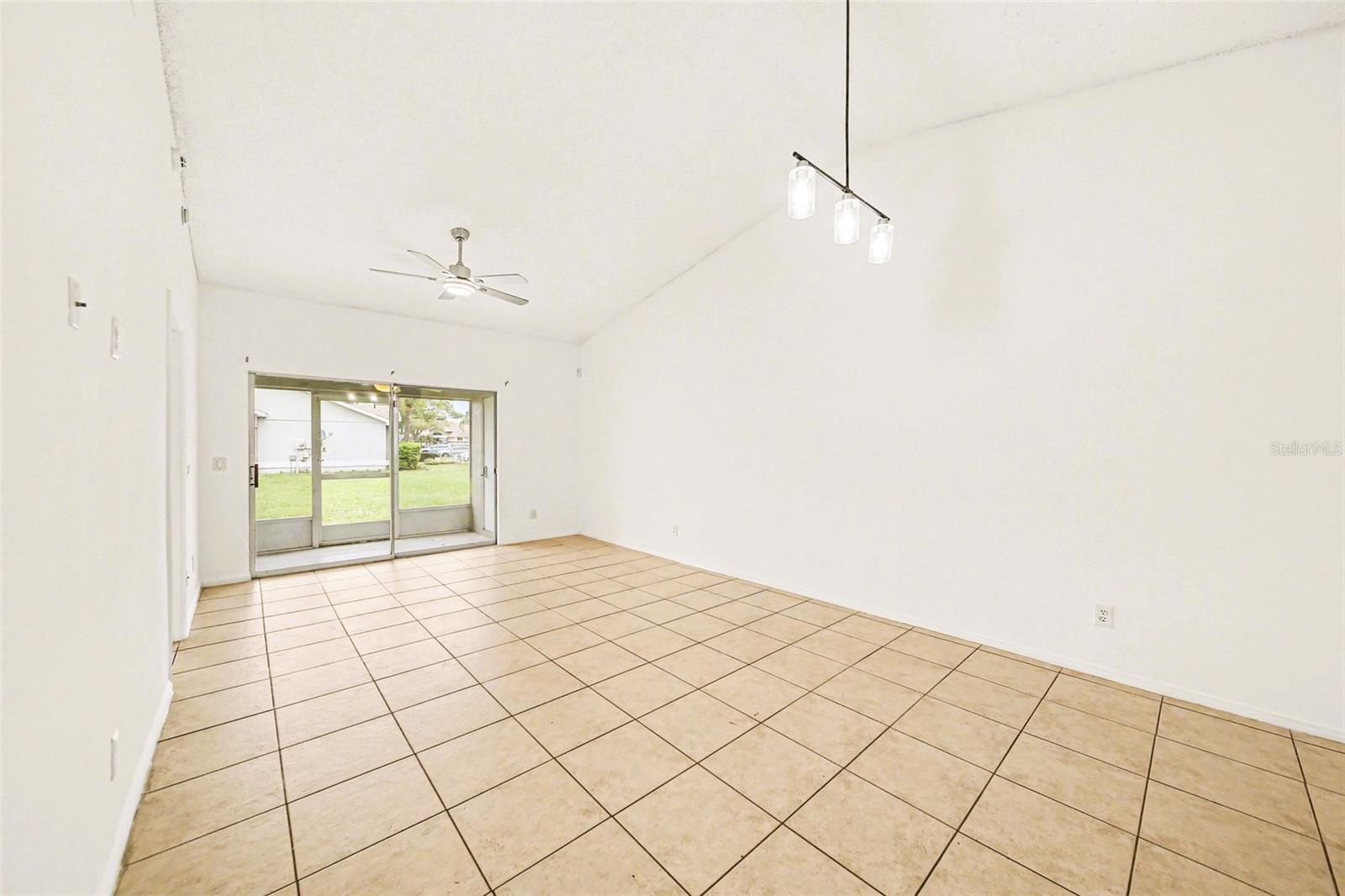 14657 LAGUNA BEACH CIR, ORLANDO, FL, 32824