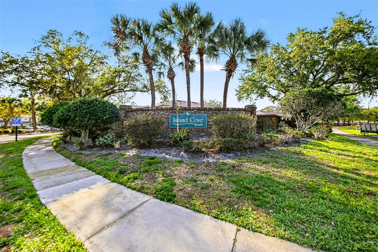 14657 LAGUNA BEACH CIR, ORLANDO, FL, 32824
