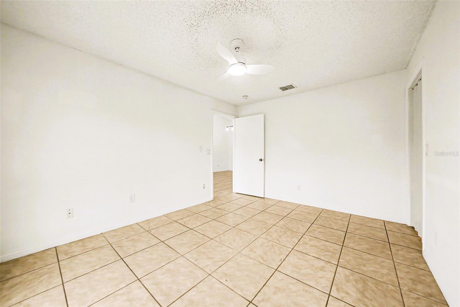 14657 LAGUNA BEACH CIR, ORLANDO, FL, 32824