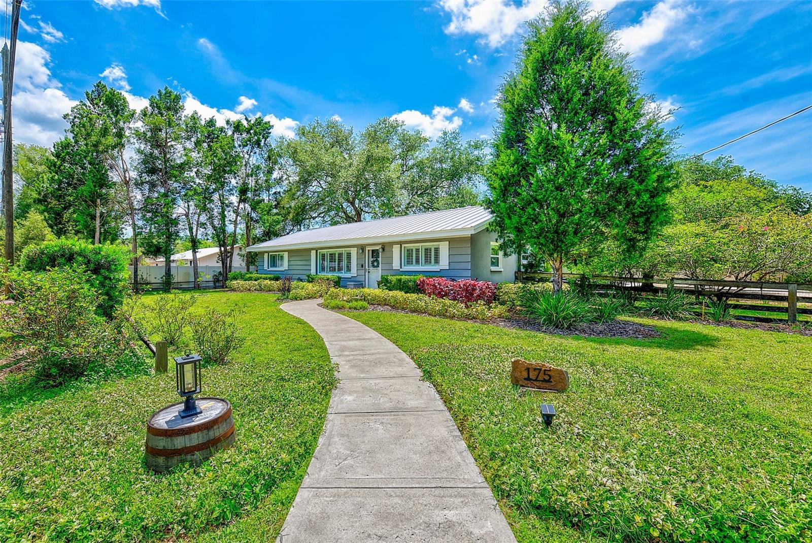 175 RIVIERE RD, PALM HARBOR, FL, 34683