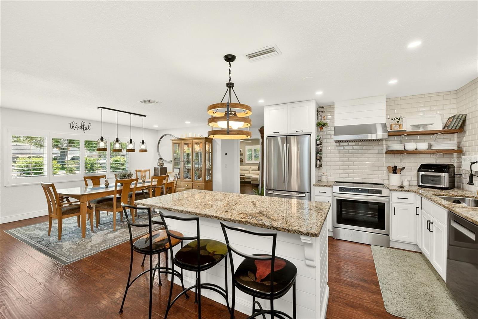 175 RIVIERE RD, PALM HARBOR, FL, 34683