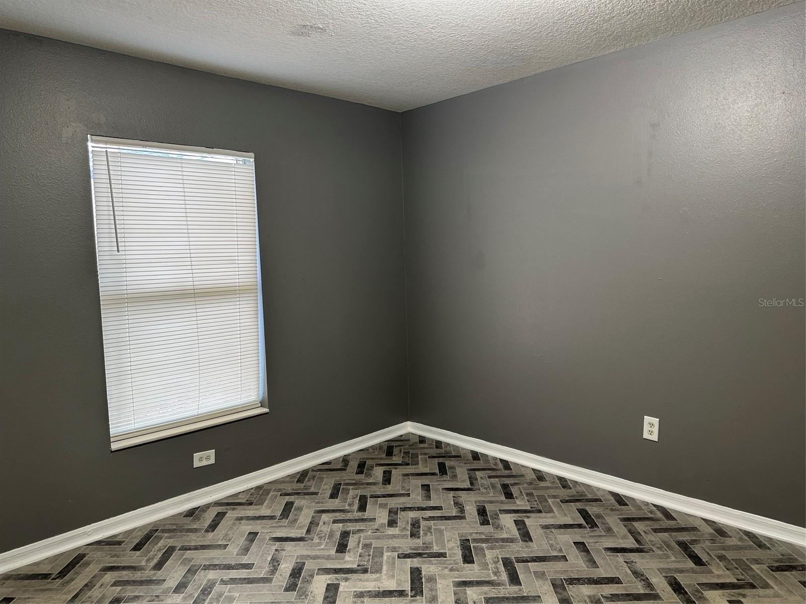 8502 N 17TH ST, TAMPA, FL, 33604