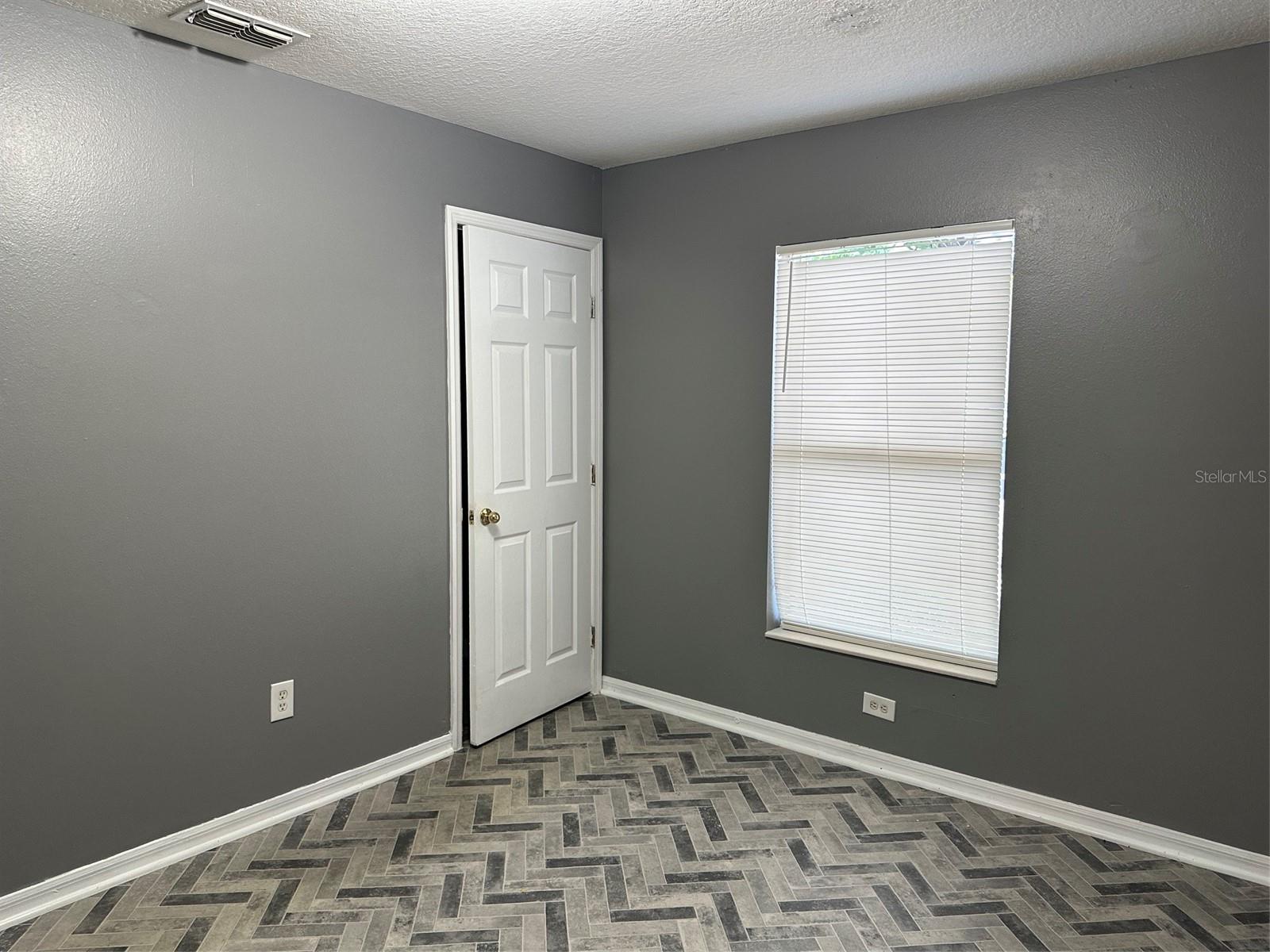 8502 N 17TH ST, TAMPA, FL, 33604