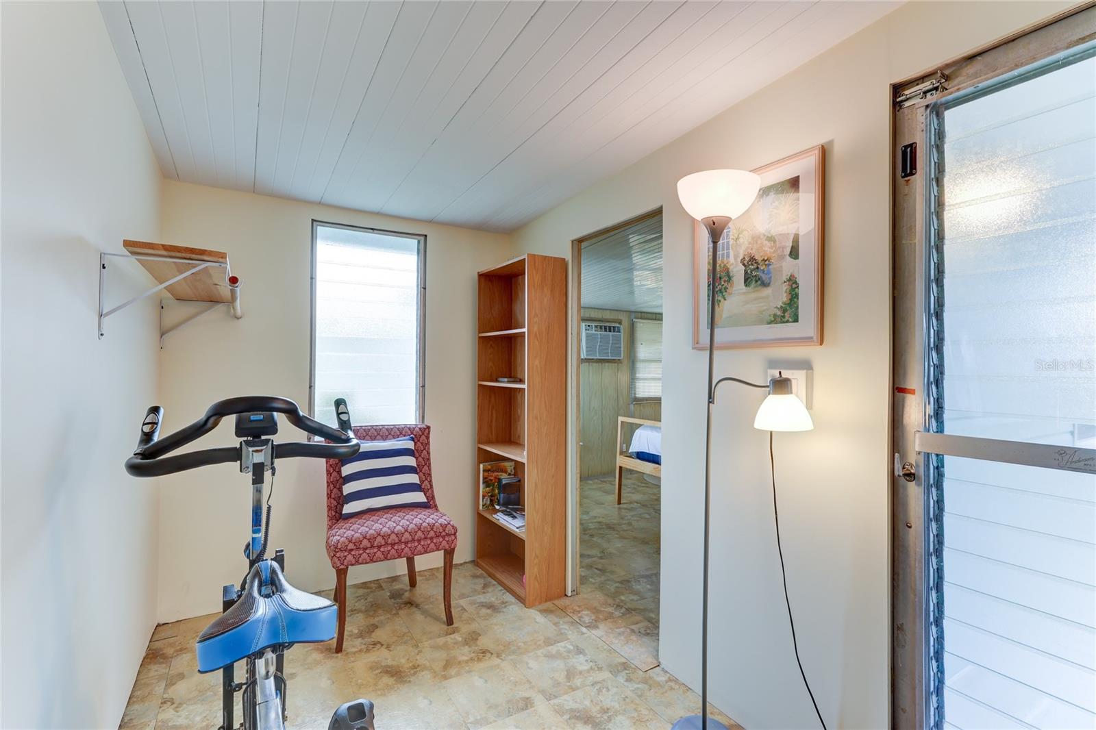 604 49TH AVENUE DR W, BRADENTON, FL, 34207