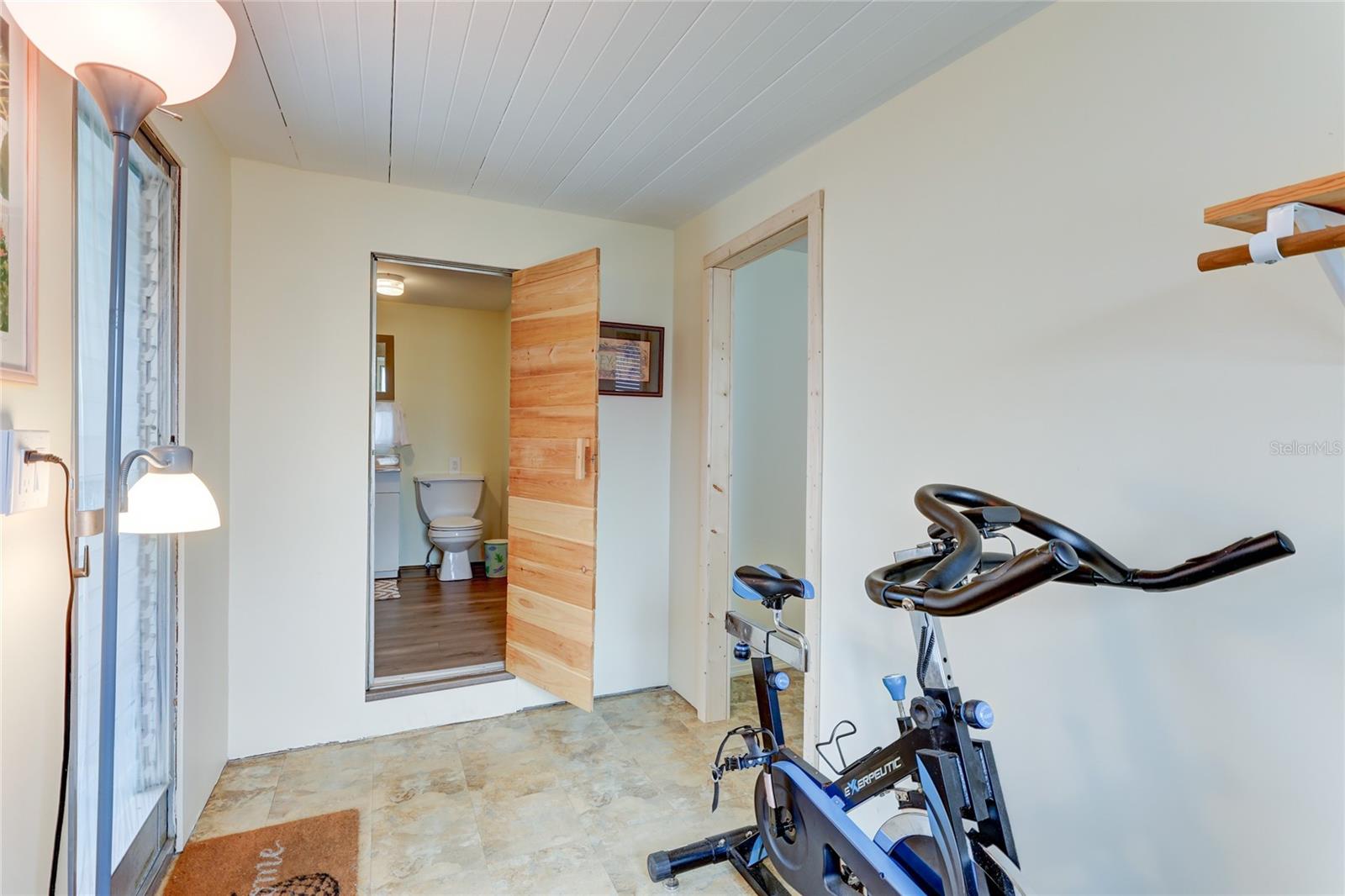 604 49TH AVENUE DR W, BRADENTON, FL, 34207