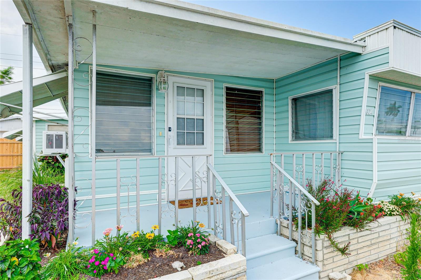 604 49TH AVENUE DR W, BRADENTON, FL, 34207