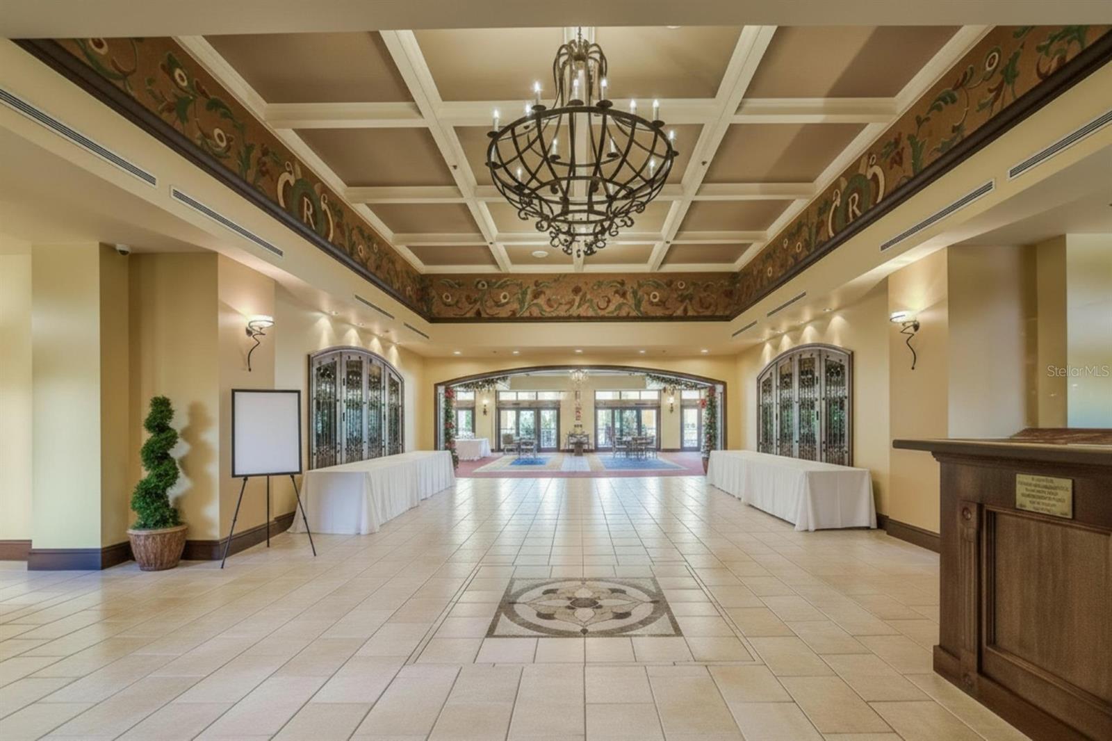 1364 EMERALD DUNES DR, SUN CITY CENTER, FL, 33573