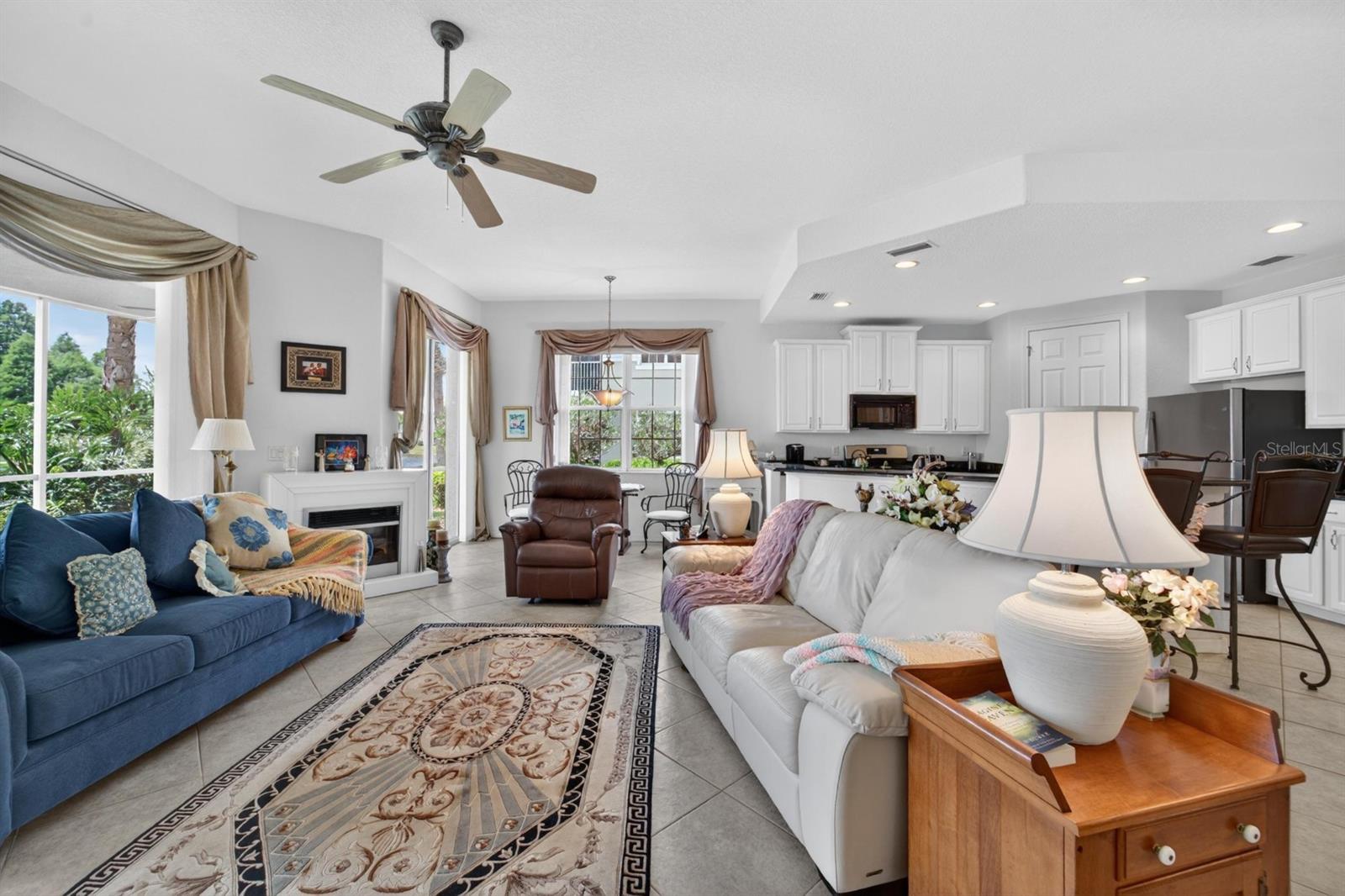 1364 EMERALD DUNES DR, SUN CITY CENTER, FL, 33573