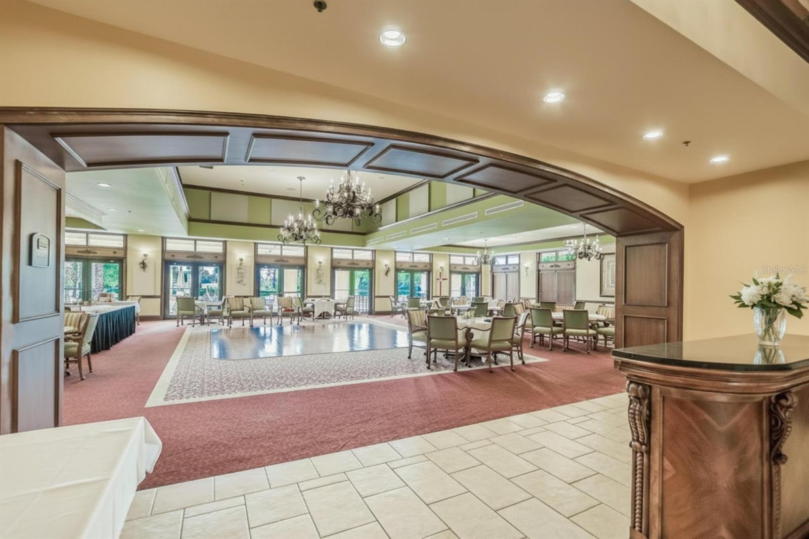 1364 EMERALD DUNES DR, SUN CITY CENTER, FL, 33573