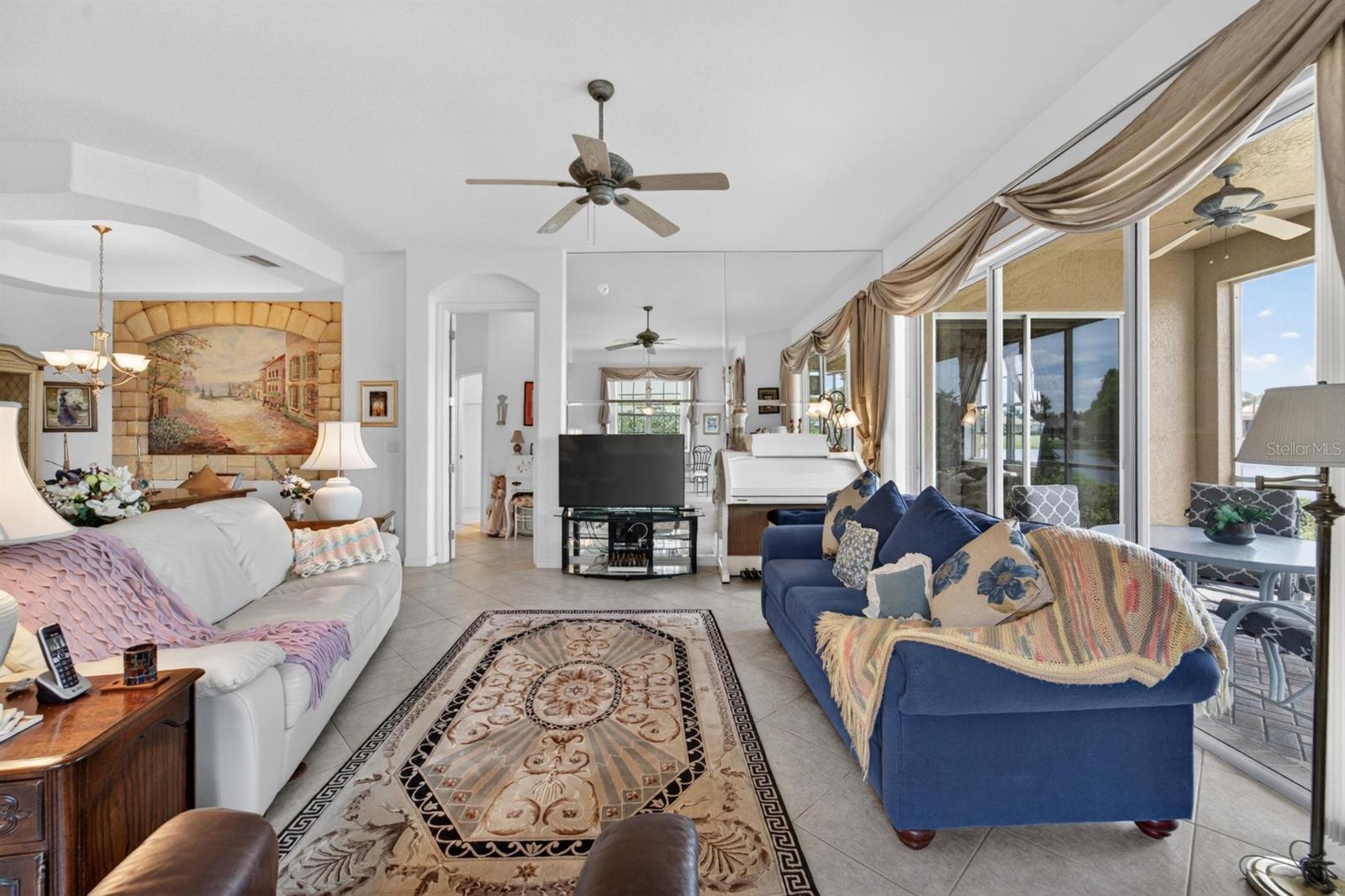 1364 EMERALD DUNES DR, SUN CITY CENTER, FL, 33573