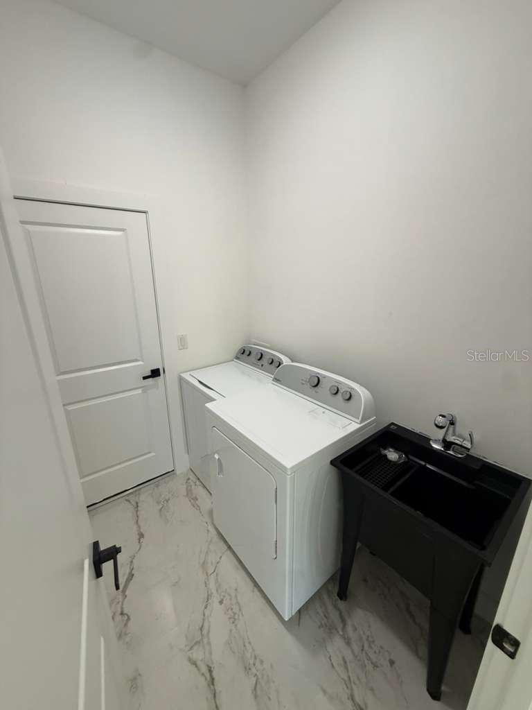908 WINTERS ST E, LEHIGH ACRES, FL, 33974