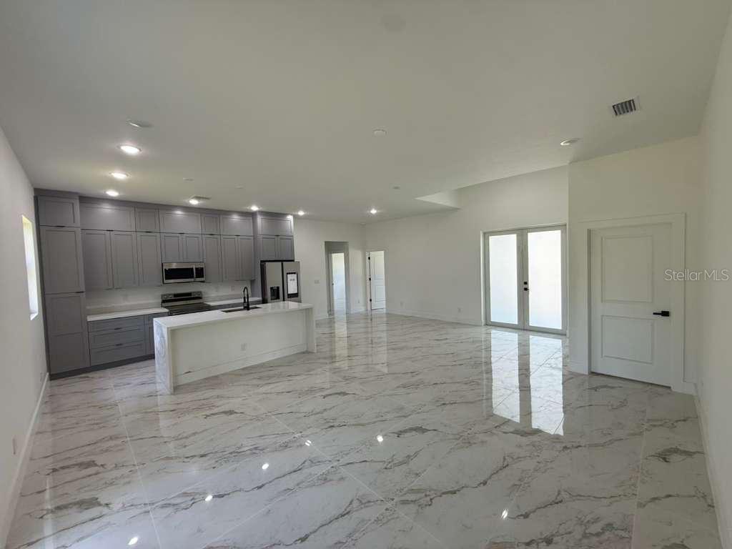 908 WINTERS ST E, LEHIGH ACRES, FL, 33974