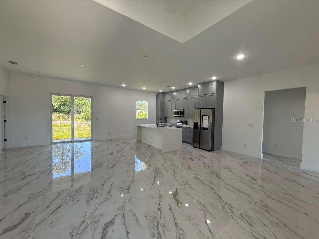 908 WINTERS ST E, LEHIGH ACRES, FL, 33974