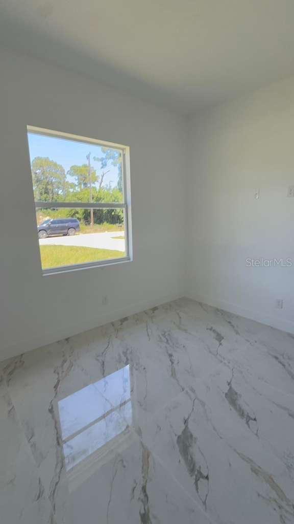 908 WINTERS ST E, LEHIGH ACRES, FL, 33974