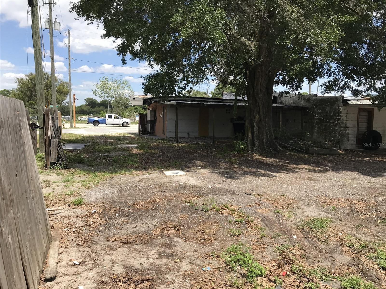 204 SNIVELY AVE, ELOISE, FL, 33880