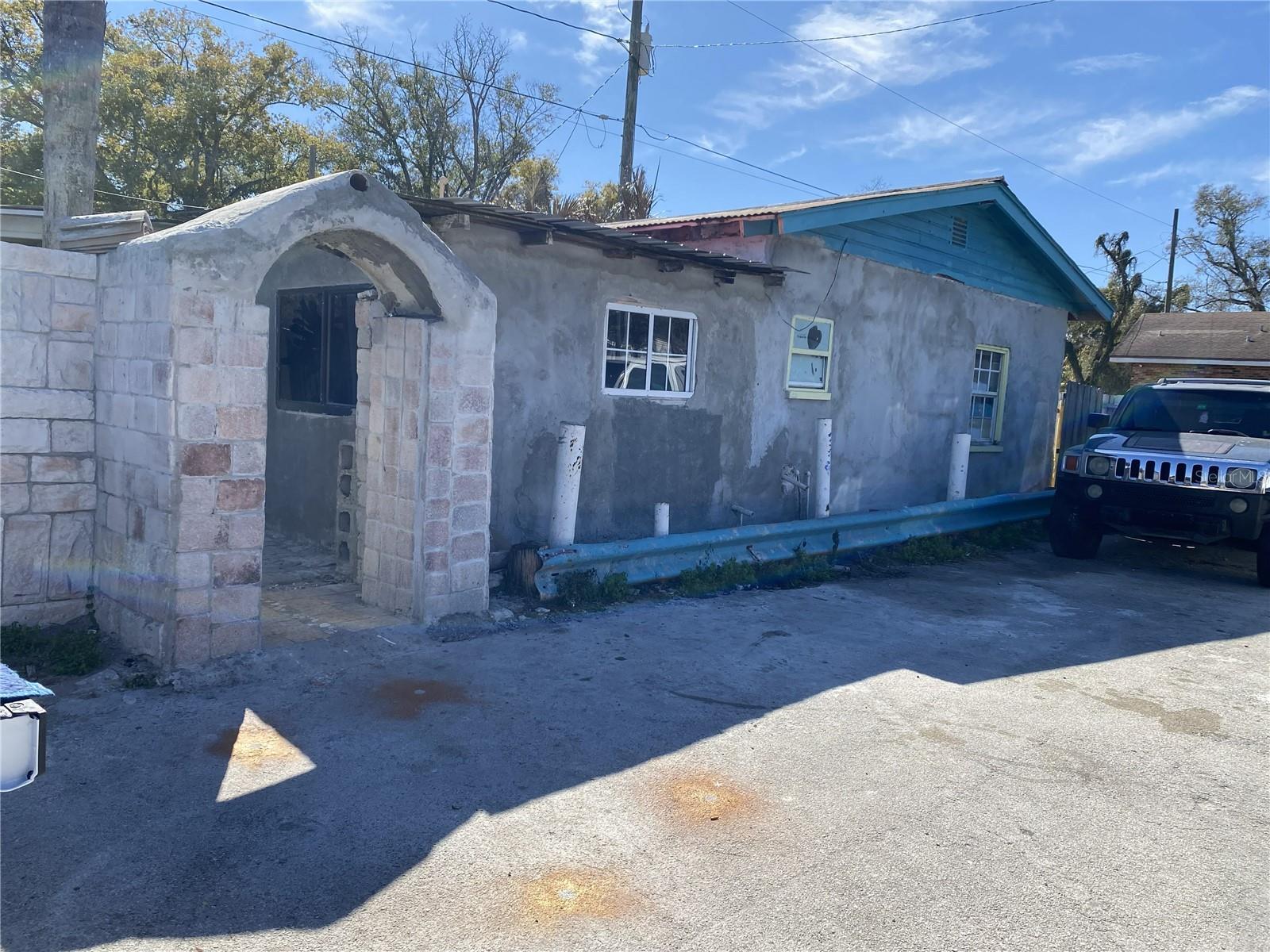 204 SNIVELY AVE, ELOISE, FL, 33880