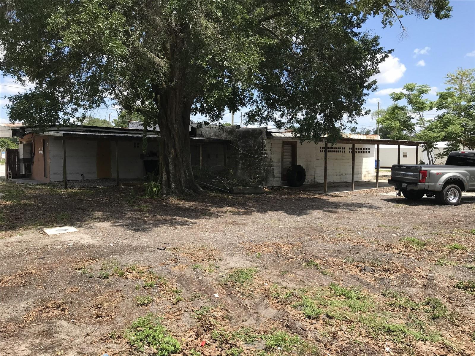 204 SNIVELY AVE, ELOISE, FL, 33880