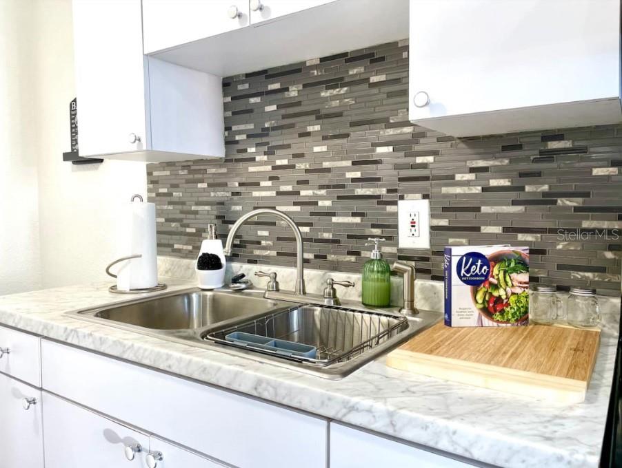 2575 S HIMES AVE #A, TAMPA, FL, 33629