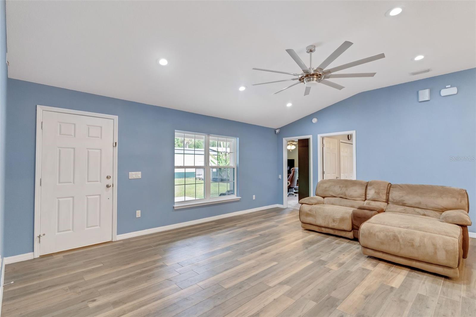723 RIVER RUN RD, OSTEEN, FL, 32764