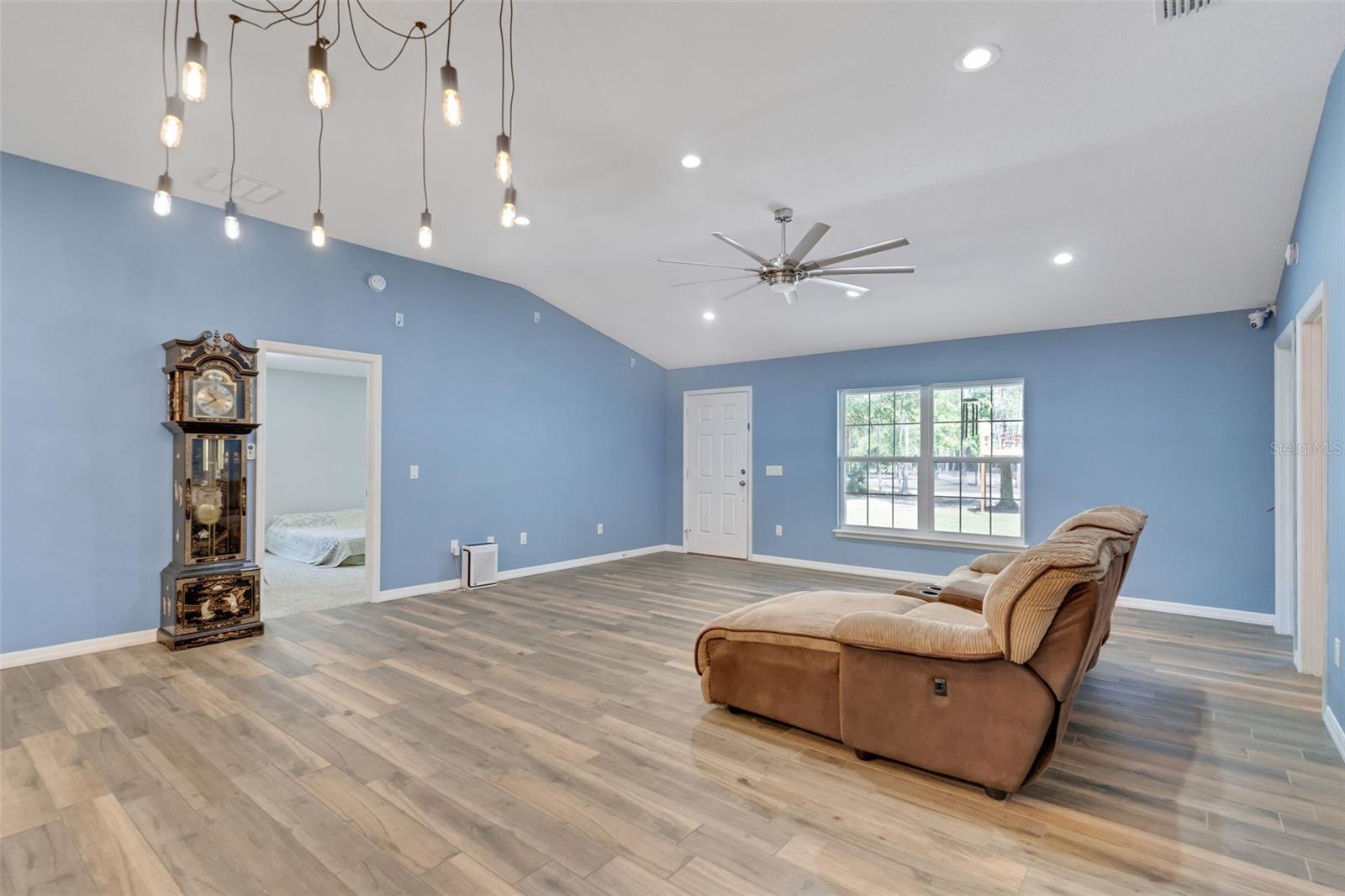 723 RIVER RUN RD, OSTEEN, FL, 32764