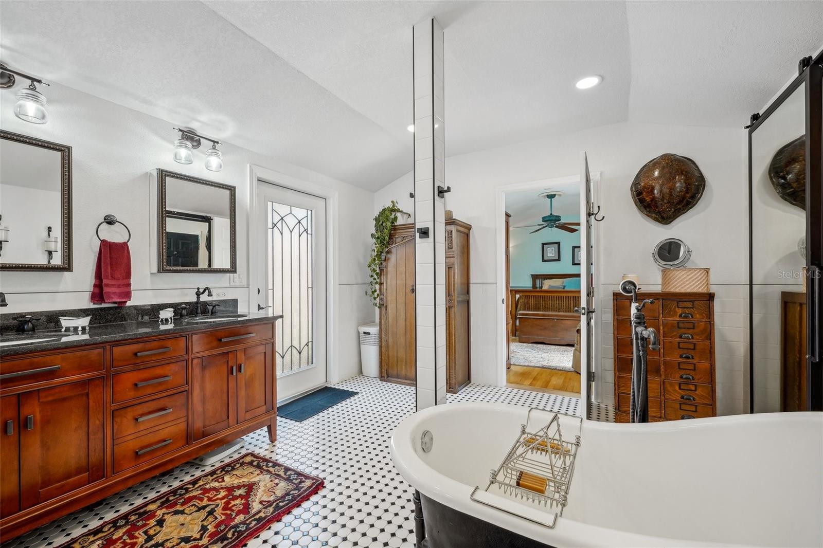 1020 VENETIAN AVE, ORLANDO, FL, 32804