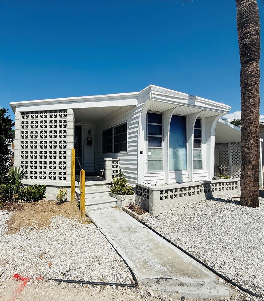 4851 W GANDY BLVD #B3L15, TAMPA, FL, 33611