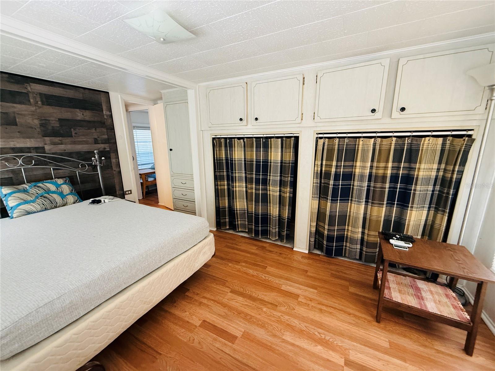 4851 W GANDY BLVD #B3L15, TAMPA, FL, 33611