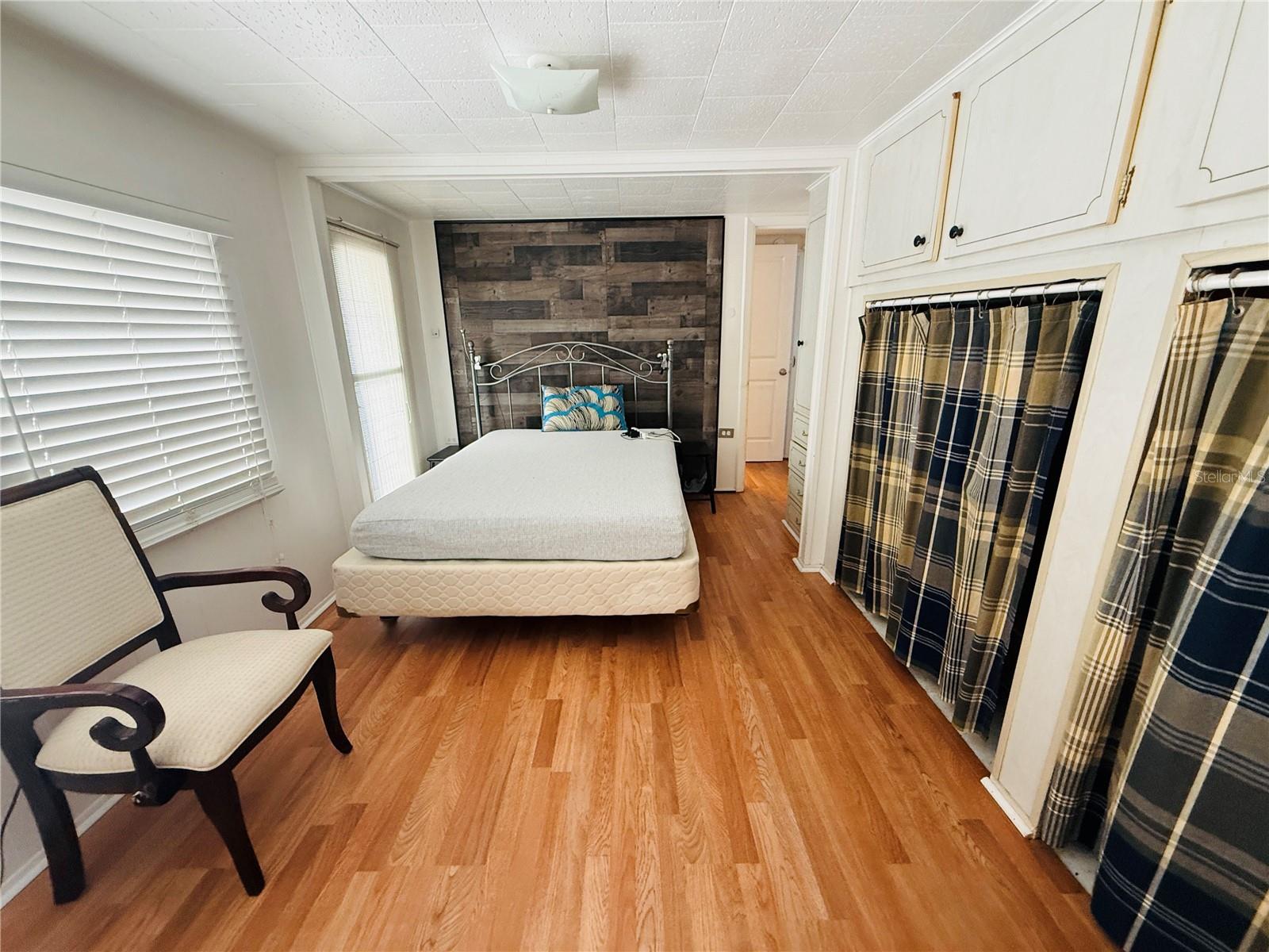 4851 W GANDY BLVD #B3L15, TAMPA, FL, 33611