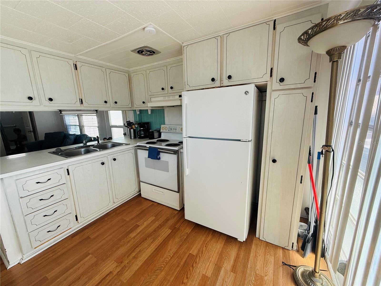 4851 W GANDY BLVD #B3L15, TAMPA, FL, 33611