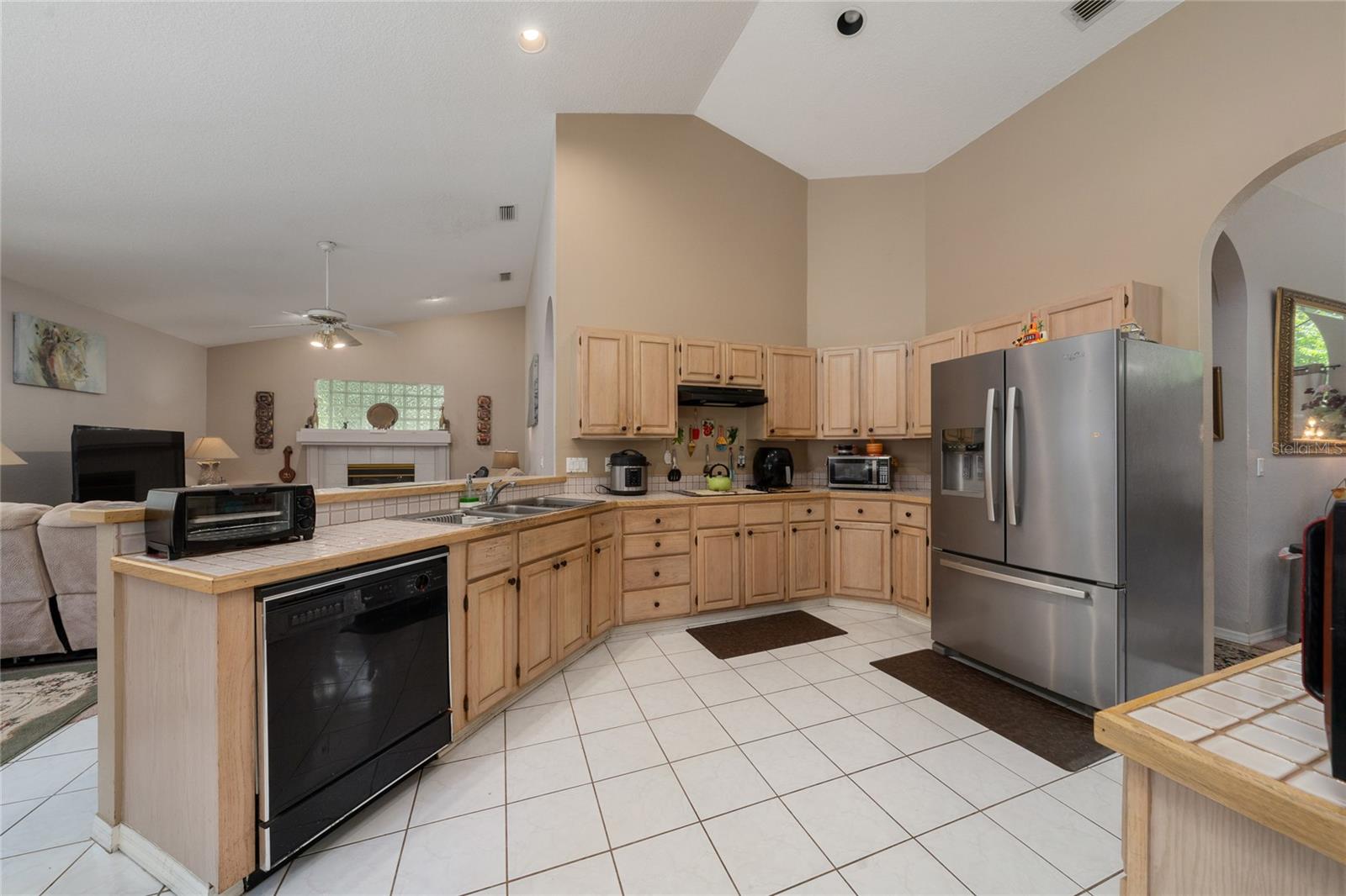 6781 W LIVINGSTON ST, ORLANDO, FL, 32835