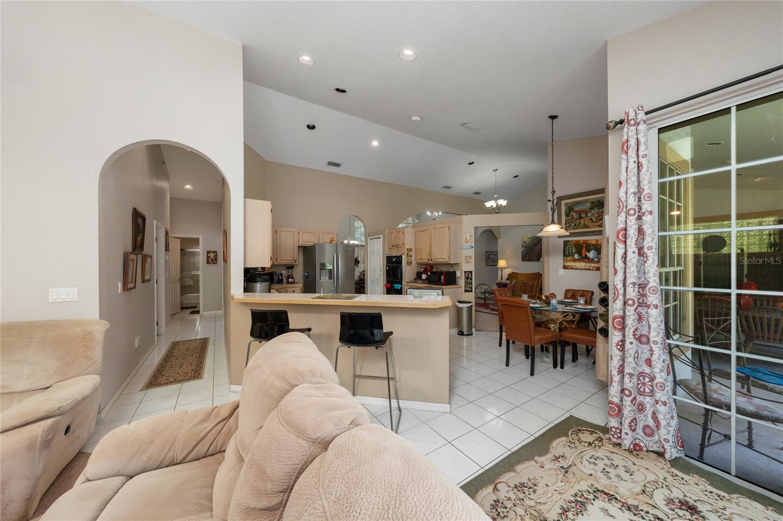 6781 W LIVINGSTON ST, ORLANDO, FL, 32835
