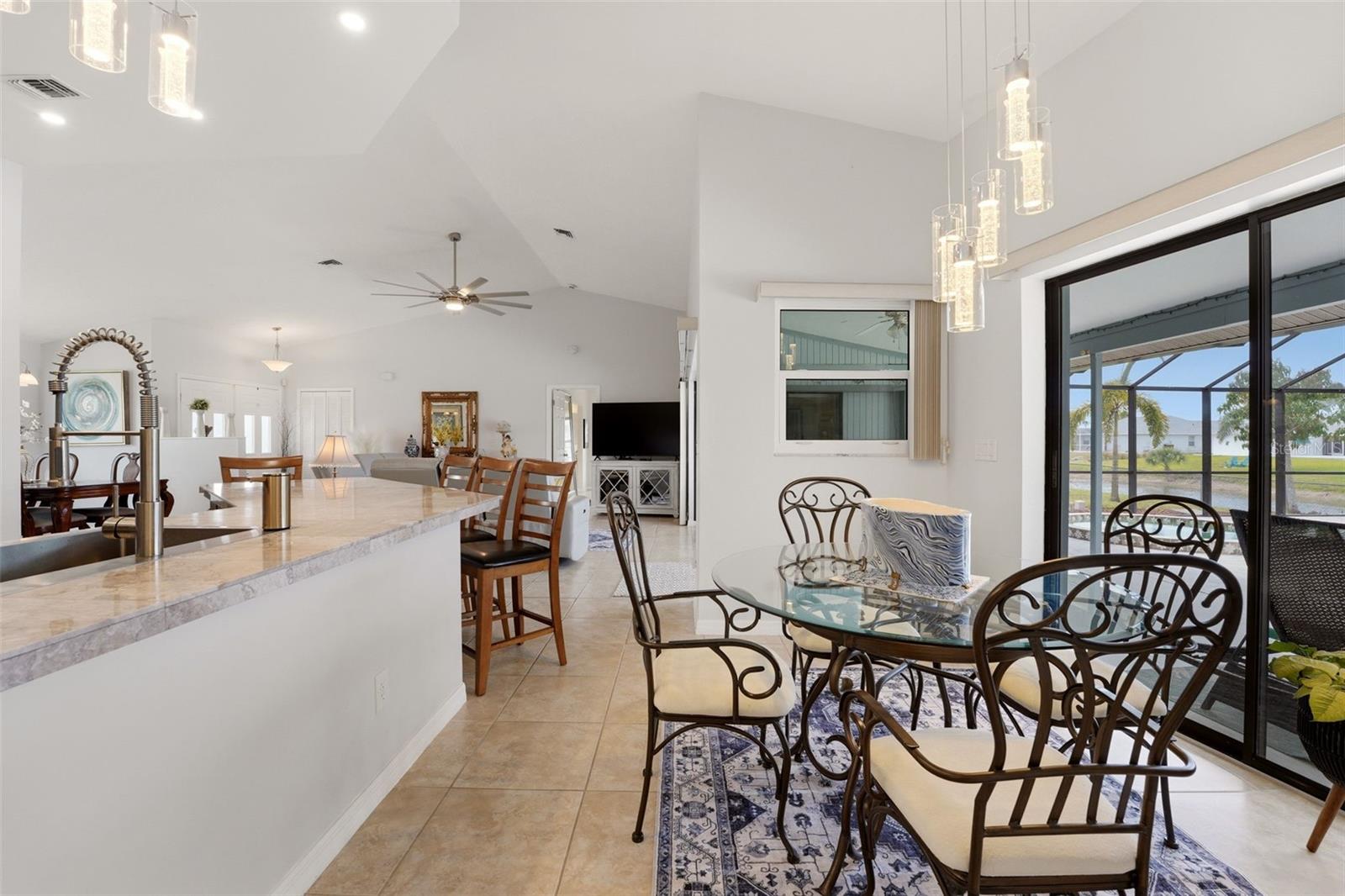 256 MARK TWAIN LN, ROTONDA WEST, FL, 33947