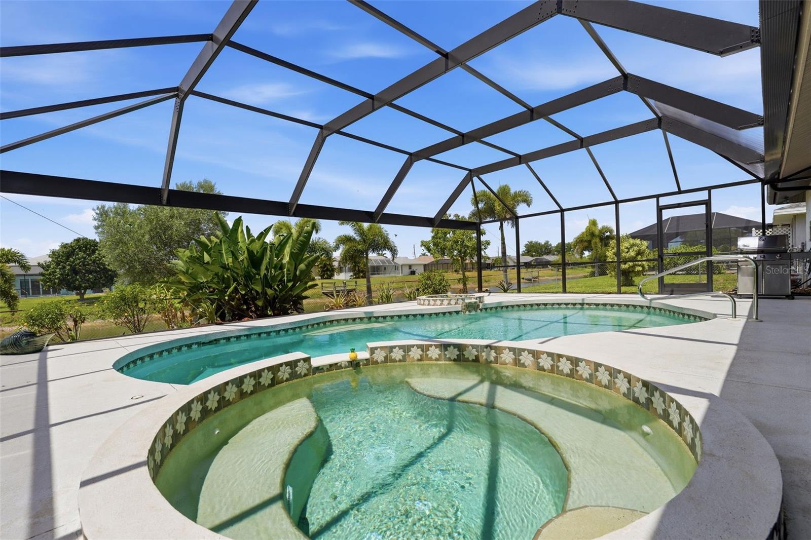256 MARK TWAIN LN, ROTONDA WEST, FL, 33947