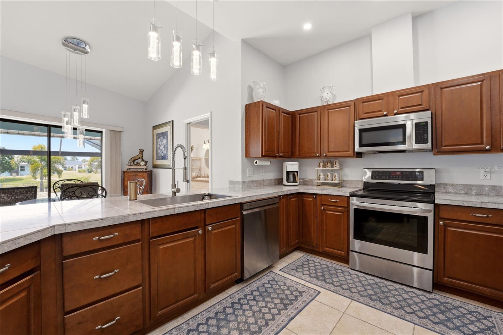 256 MARK TWAIN LN, ROTONDA WEST, FL, 33947