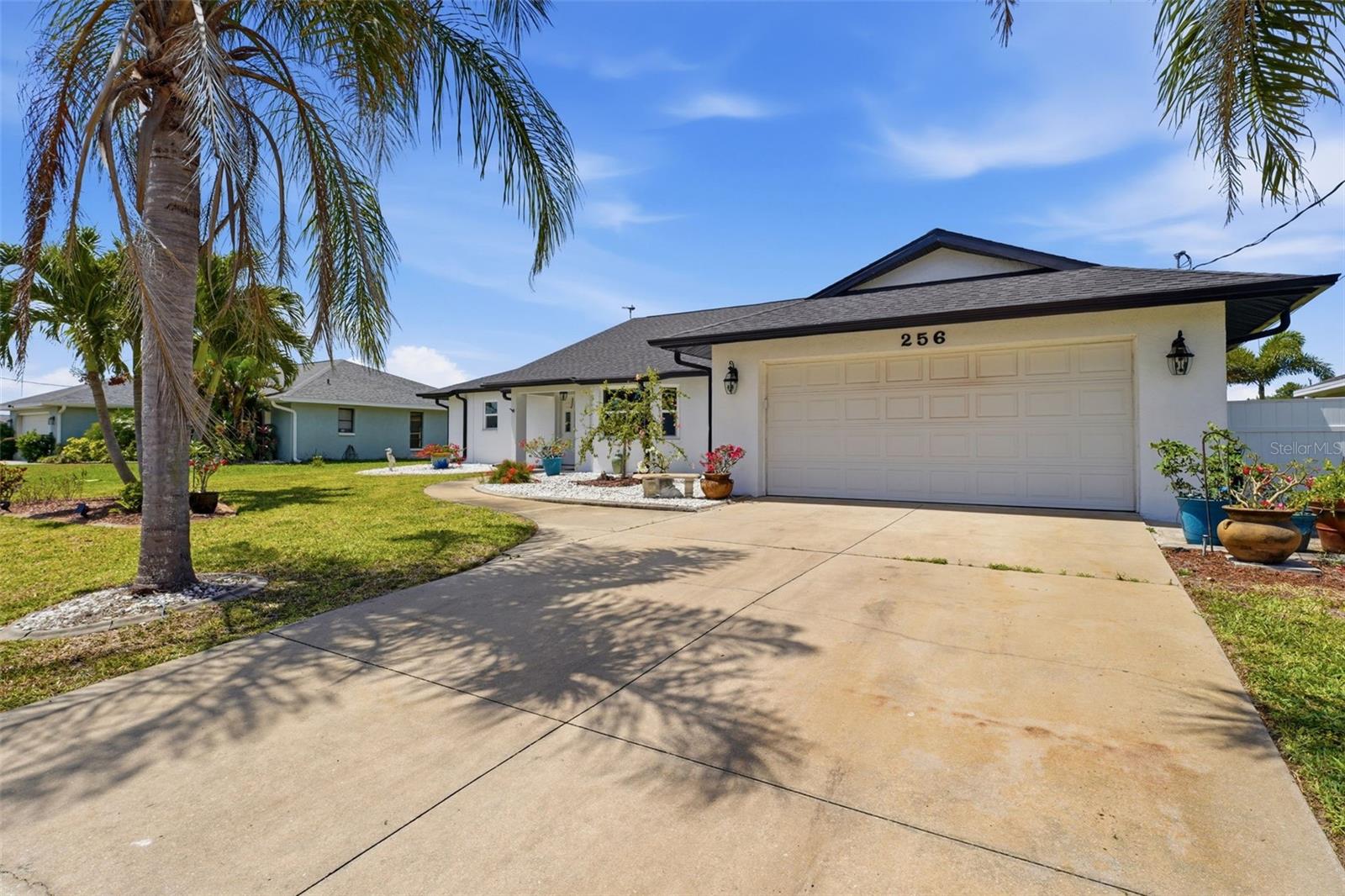 256 MARK TWAIN LN, ROTONDA WEST, FL, 33947