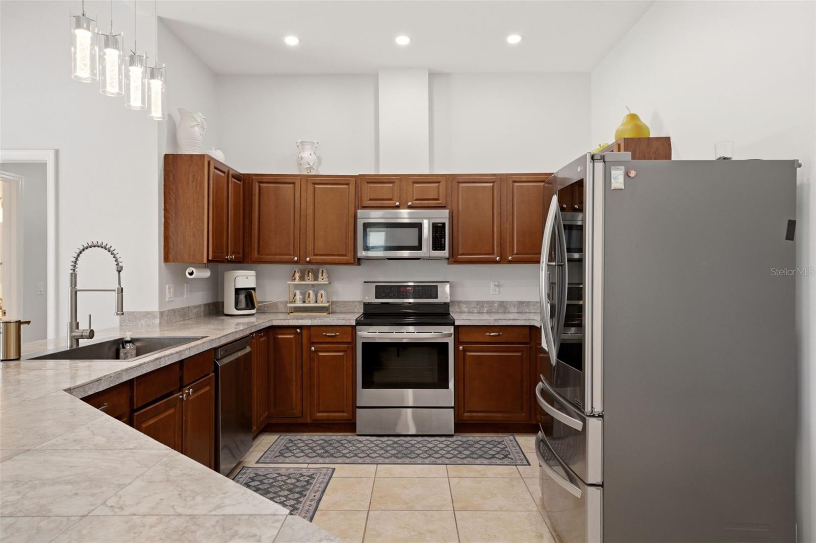 256 MARK TWAIN LN, ROTONDA WEST, FL, 33947