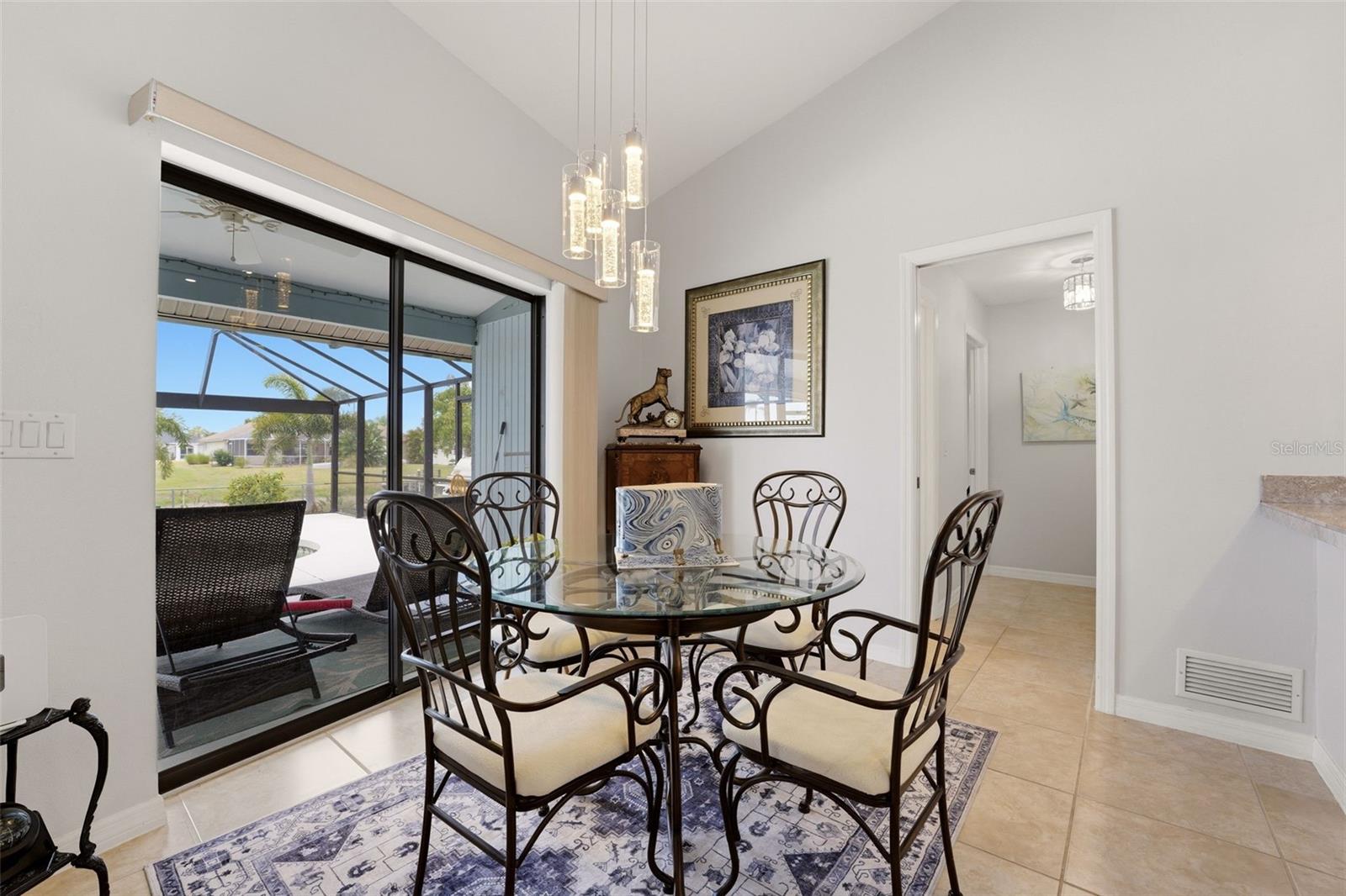 256 MARK TWAIN LN, ROTONDA WEST, FL, 33947