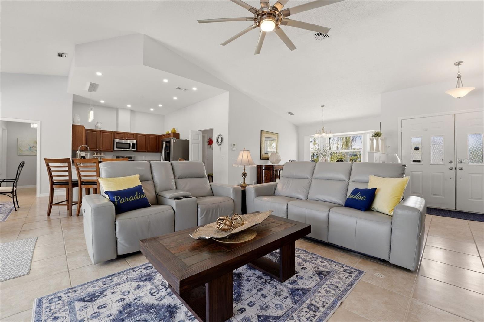 256 MARK TWAIN LN, ROTONDA WEST, FL, 33947
