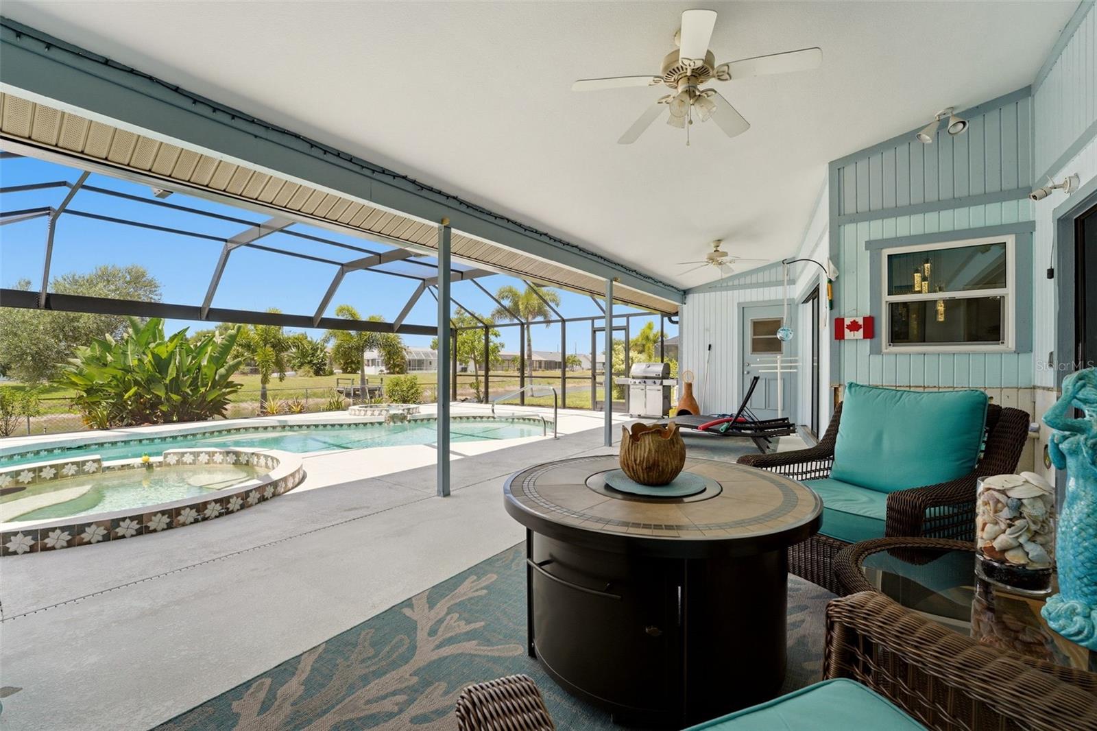 256 MARK TWAIN LN, ROTONDA WEST, FL, 33947