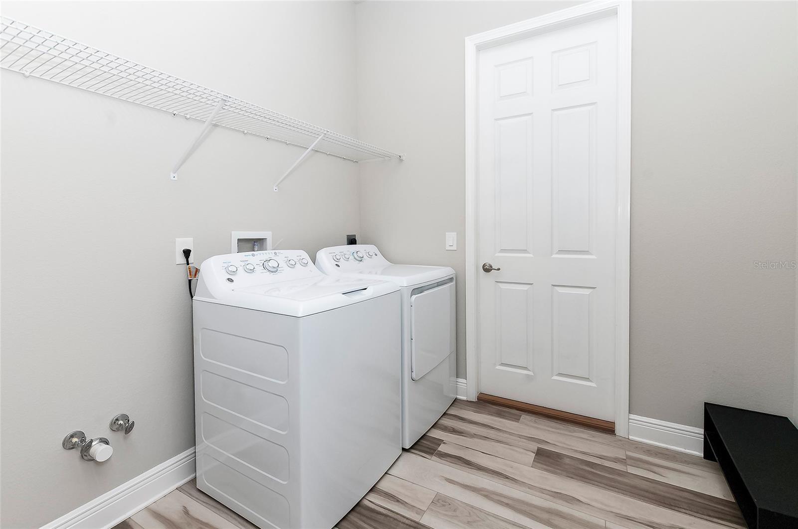 725 E CHARLESTON CT, HERNANDO, FL, 34442