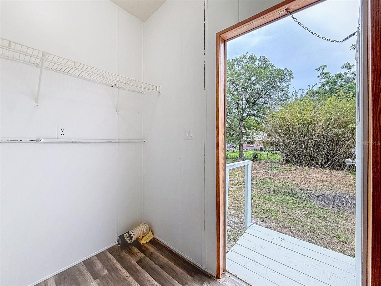 1819 SINCLAIR HILLS RD, LUTZ, FL, 33549