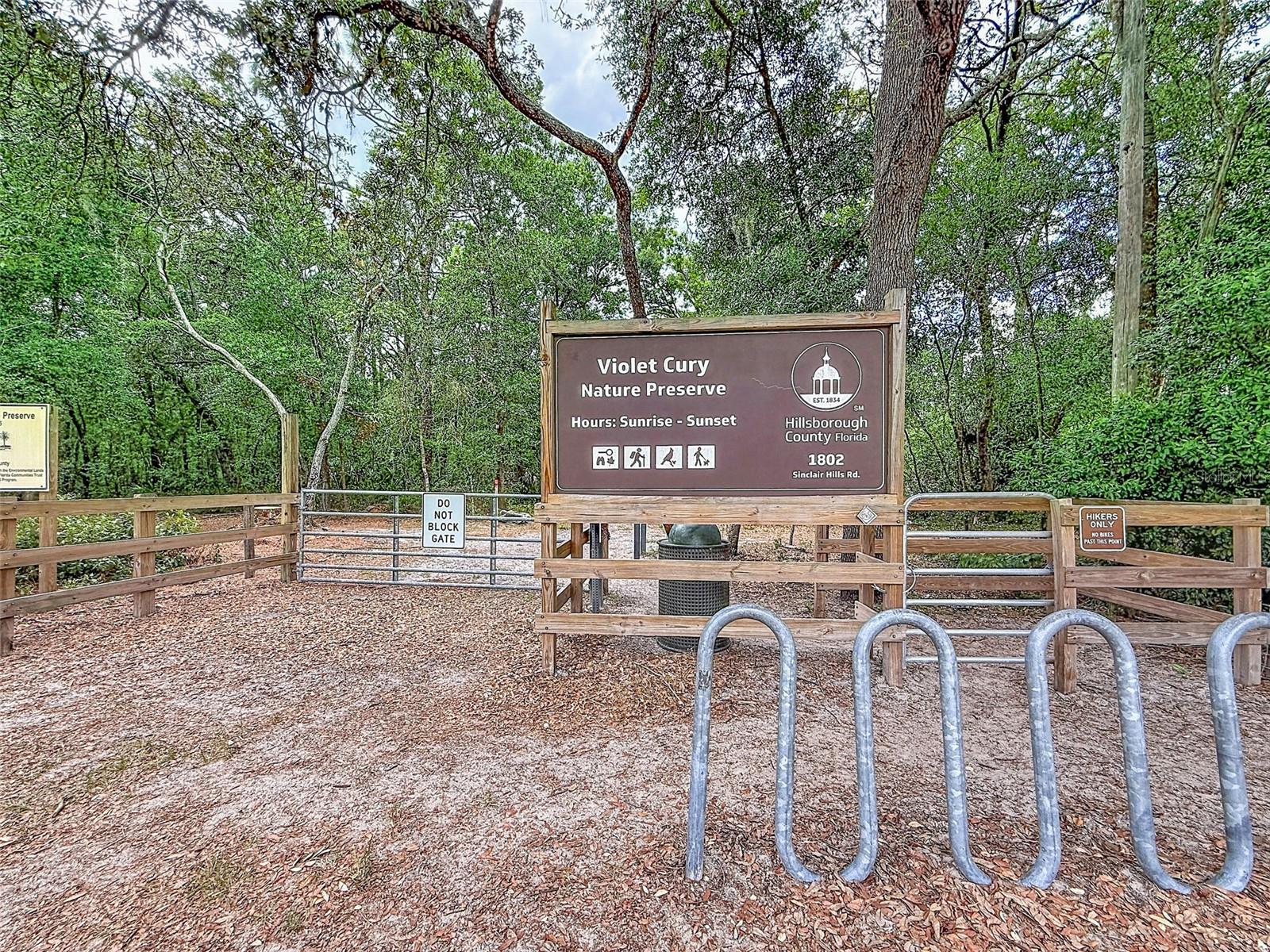 1819 SINCLAIR HILLS RD, LUTZ, FL, 33549