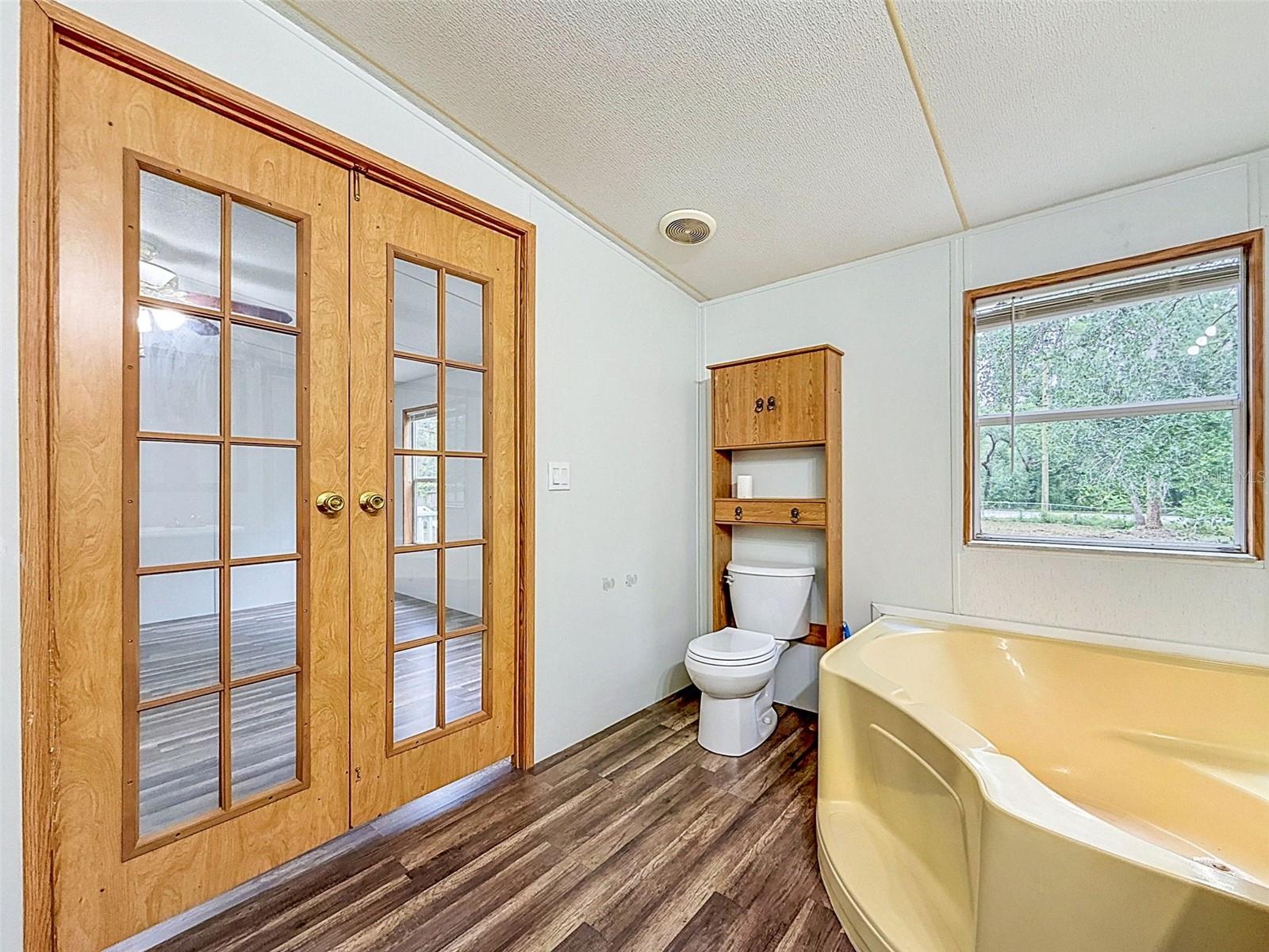 1819 SINCLAIR HILLS RD, LUTZ, FL, 33549