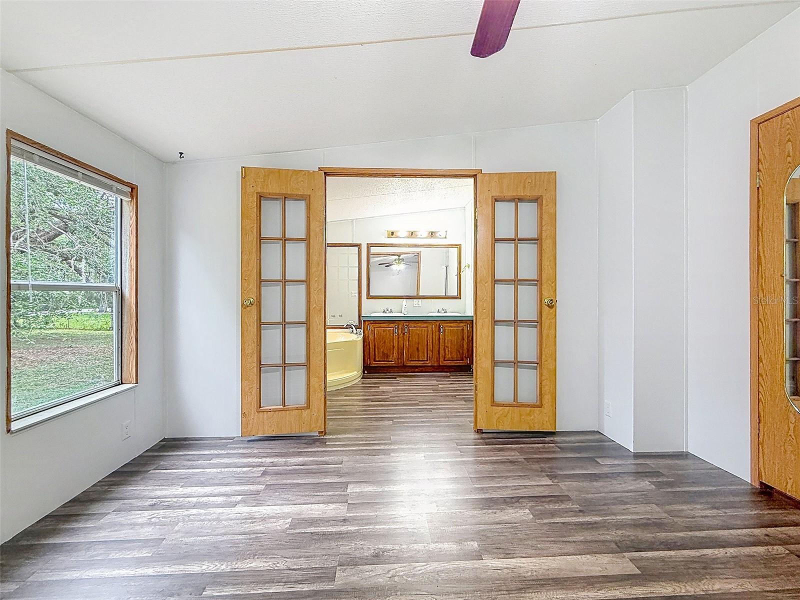 1819 SINCLAIR HILLS RD, LUTZ, FL, 33549