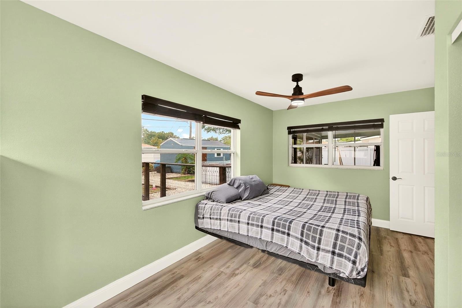 4300 80TH AVE N, PINELLAS PARK, FL, 33781