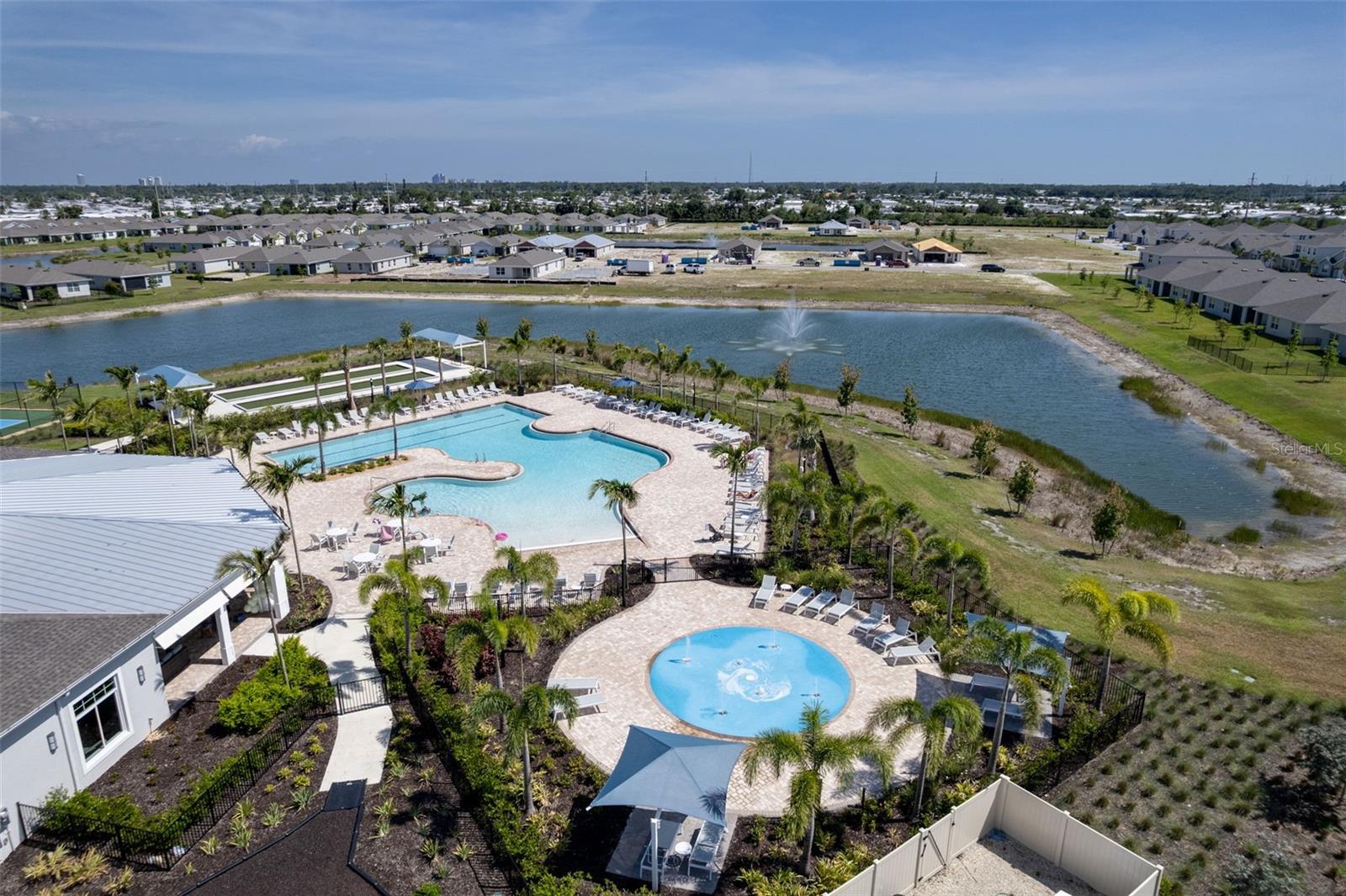 2608 TABLE CORAL TRL, NORTH FORT MYERS, FL, 33903