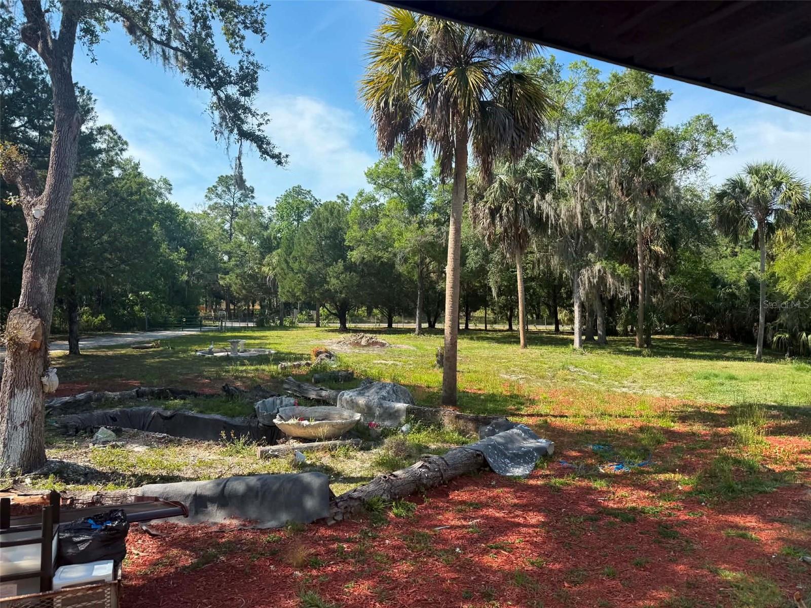 186 GLADYS AVE, INGLIS, FL, 34449