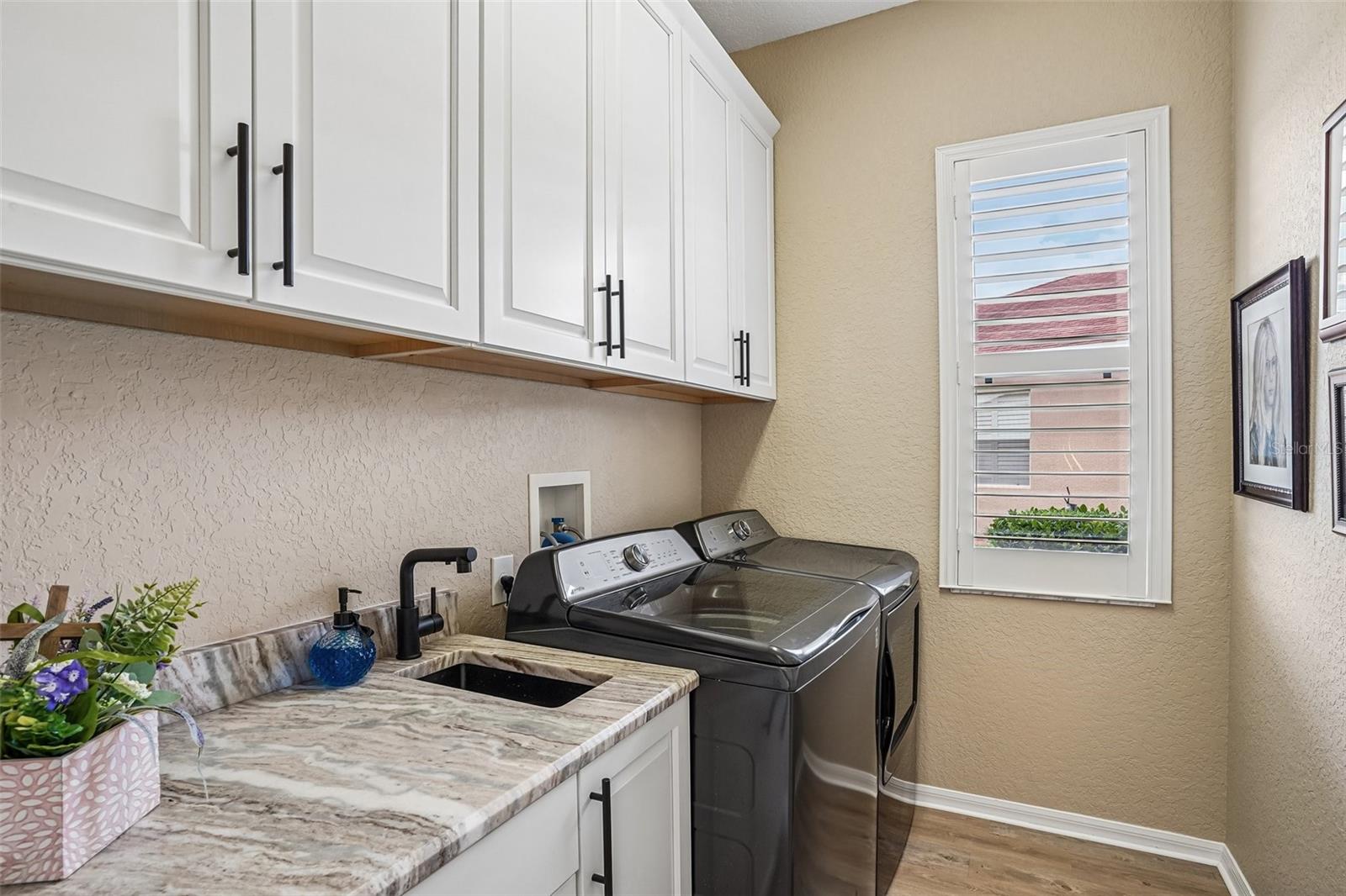 10199 MAINSAIL DR, OXFORD, FL, 34484